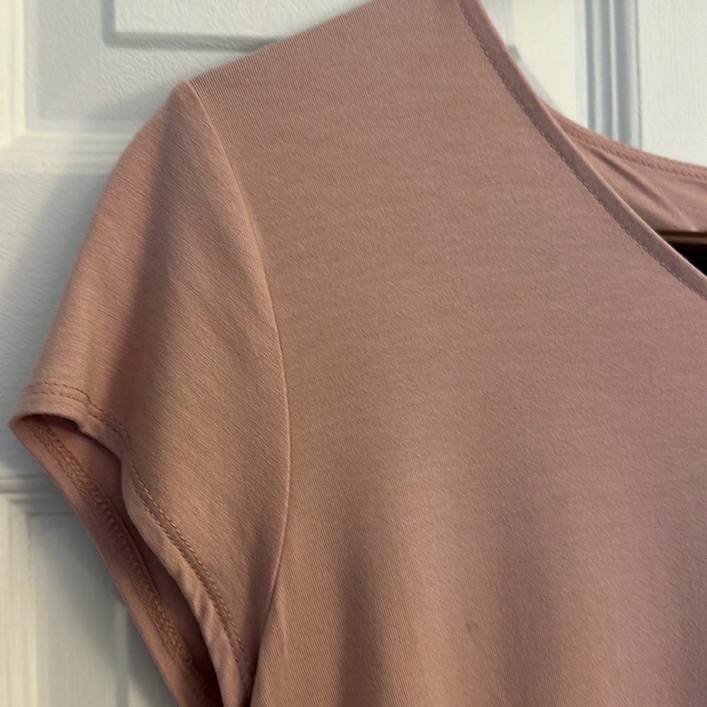 Pink top - Picture 4 of 4